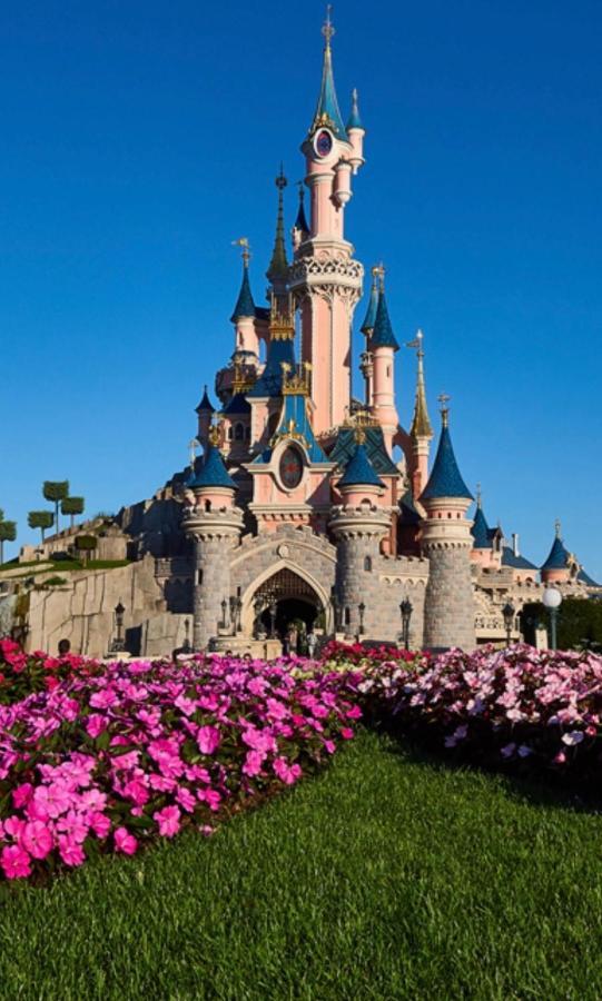 Happiness Disney Saint-Germain-sur-Morin Exteriör bild